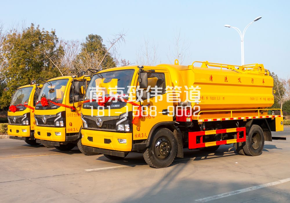 369新门口多利卡吸污车